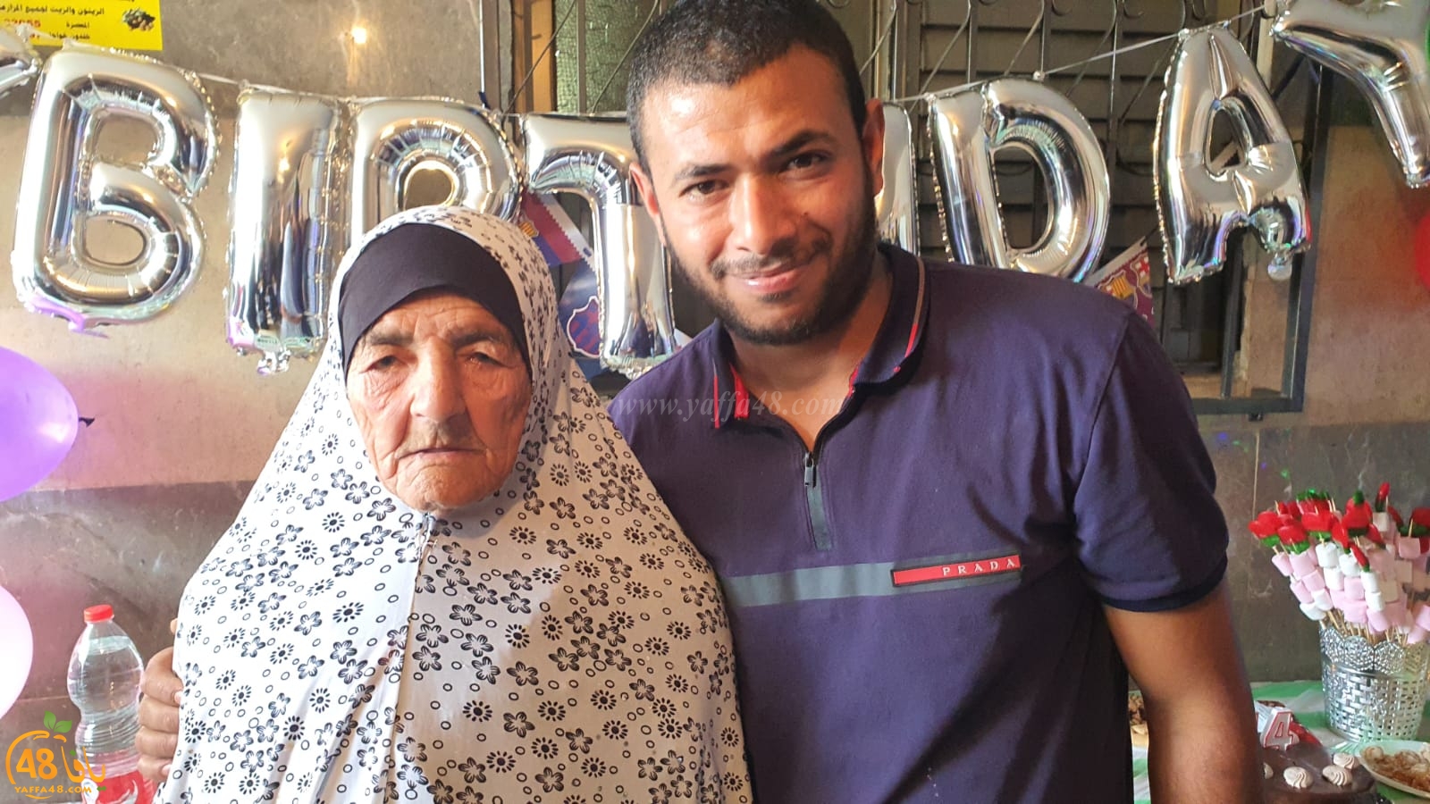  اجتماعيات - الحاجة فاطمة أبو صيام أبو كاشف من اللد تحتفل بعيد ميلادها الـ100